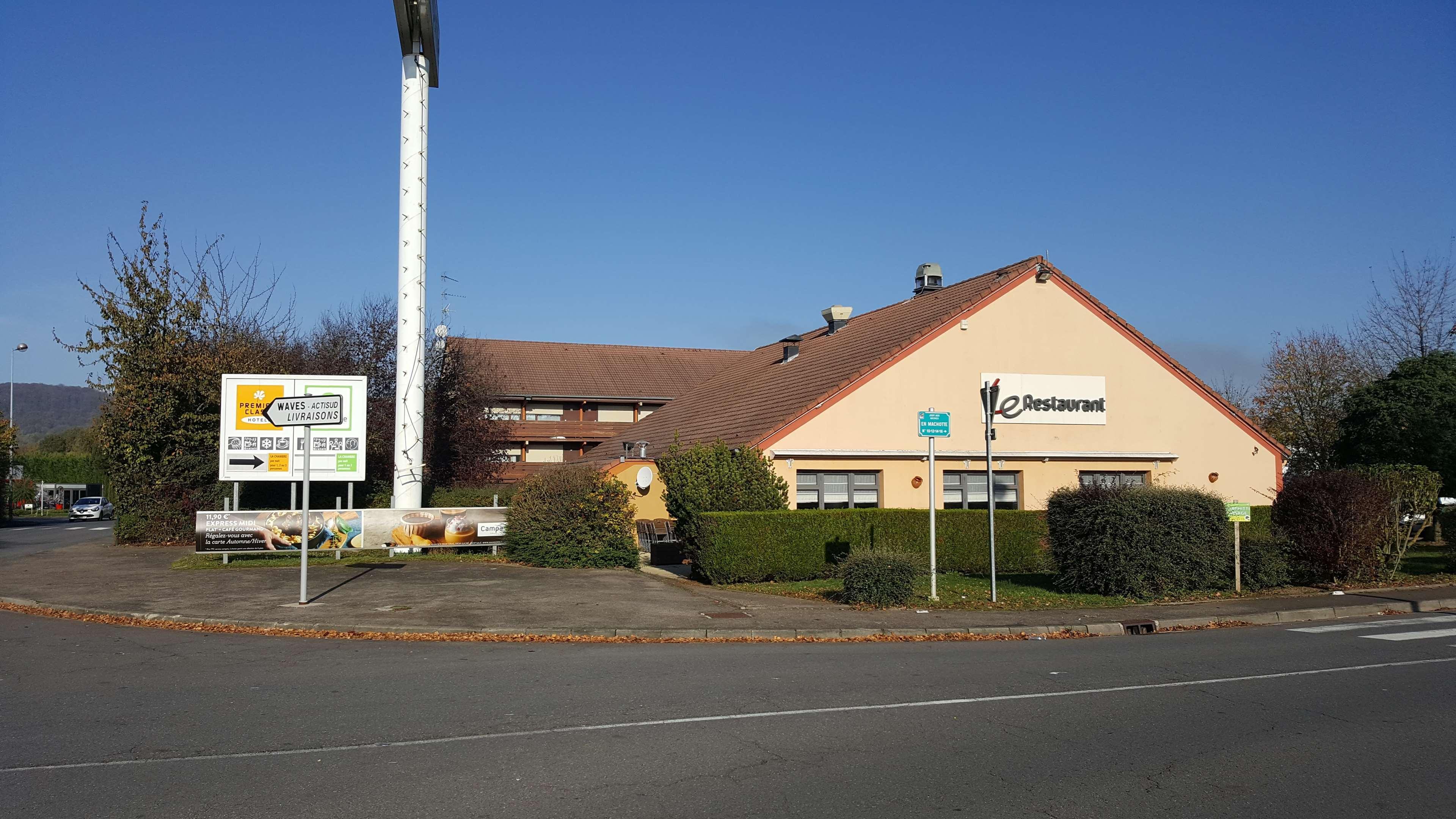 Campanile Metz Sud Jouy-Aux-Arches A31 Carrefour De L'Europe Hotel Buitenkant foto